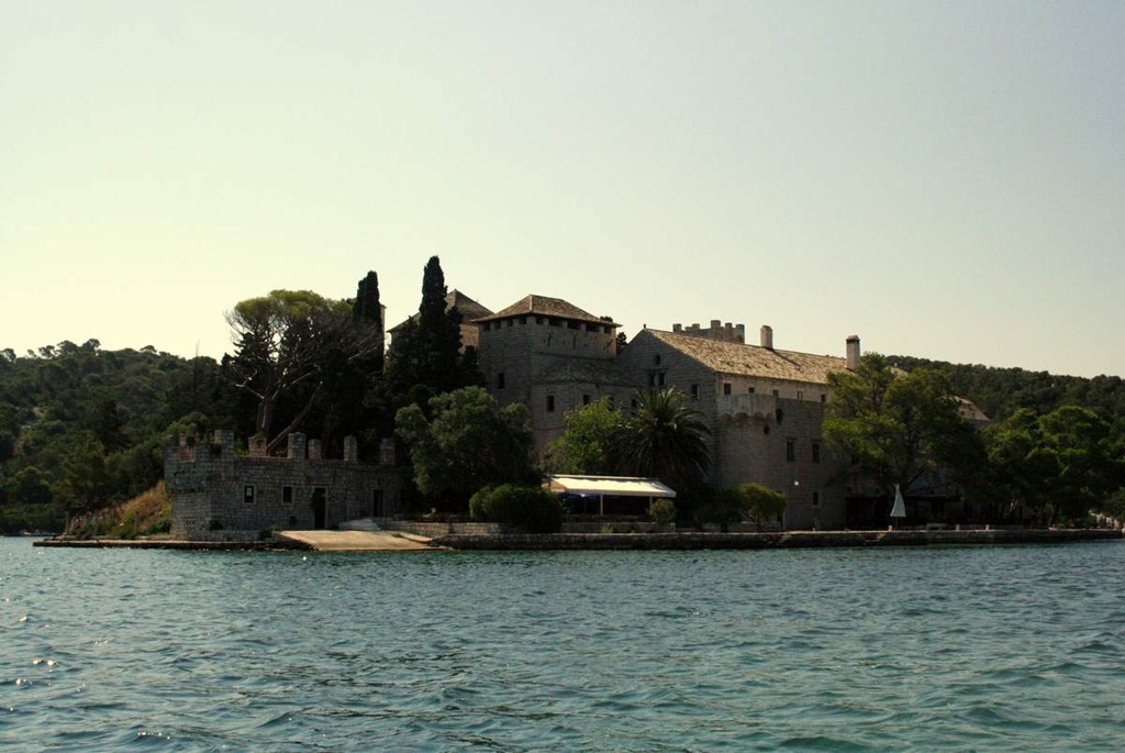 2-IMG_6736 2-IMG_6736